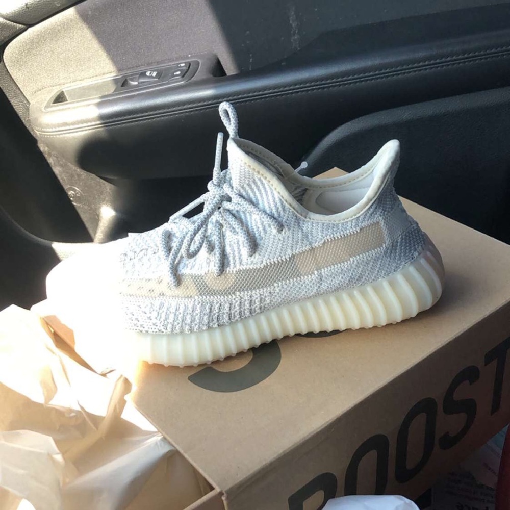 Yeezy size 5